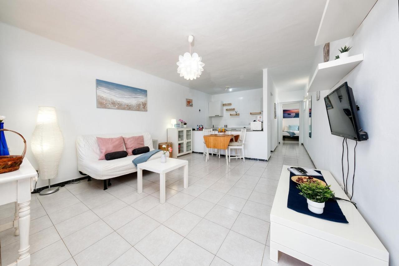 Suite Helios Relax A 500M De La Playa Puerto del Carmen  Eksteriør billede