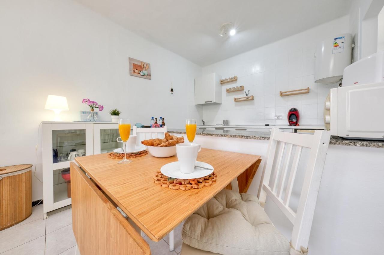 Suite Helios Relax A 500M De La Playa Puerto del Carmen  Eksteriør billede
