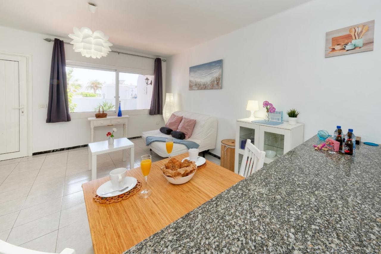 Suite Helios Relax A 500M De La Playa Puerto del Carmen  Eksteriør billede
